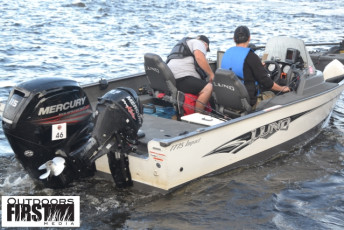 C1BBD8AE-8EB2-4061-8194-AB7553D5DAD2