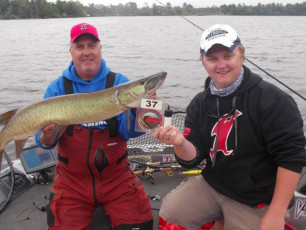 CC43DCF9-7602-4AA1-9784-D7762E593505