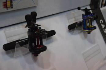 D6AAB8DB-F908-4FC6-A112-B56FDBB7E061