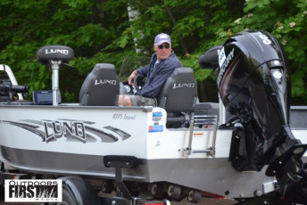 D80B885F-14F5-434F-AEE5-214BF20EBF6A