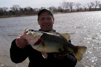 DB75A6B5-D4F4-432A-AF6A-8A63019F7E18