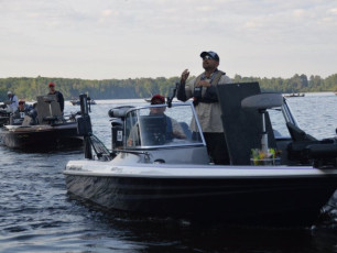 DB813EE9-A722-44FF-B35C-C6EEF3E234BA