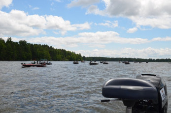 DE7F8919-8647-463B-8EFC-A9A82183F57B