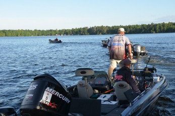 DFACBC72-4A0C-4310-952A-B740EF0265F9