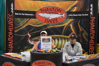 E04613AF-E2F2-41A7-8C36-3E17329F479D