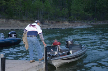 E0BDE13C-5889-491D-AAF2-B5242691E184