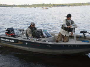 E1EA9BF6-E41B-4CAE-ACCE-3E903BDA00EF