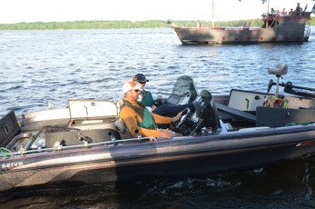 E441696F-3284-4922-BBC2-6D917FFE6DC1