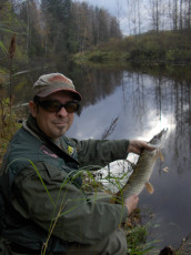 E766A6EF-0C85-492B-87C1-2177CF015CA9