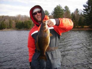 E7C74E8B-8D7F-42DC-AC36-9609ACFCD3C4