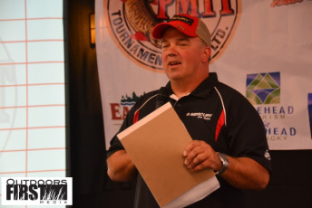 E8B69768-1705-4C02-840C-4904C67FBB30