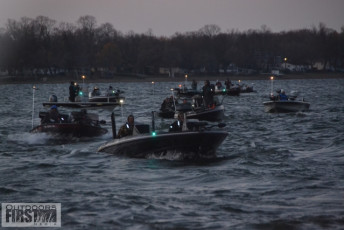 E99EBEB3-4A79-411E-BA83-A70B2BE67FDF