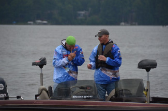 EACB7D72-2C7B-4AC8-AE4F-21CEBC224002