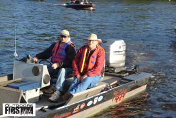 EDBEAE1E-C9C7-47B3-ADCF-79493741564C