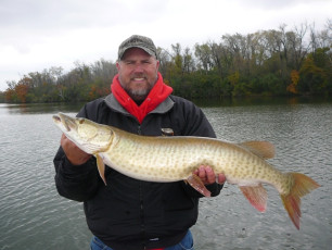 EEB5D558-E069-43D1-B49F-7625F05B671A