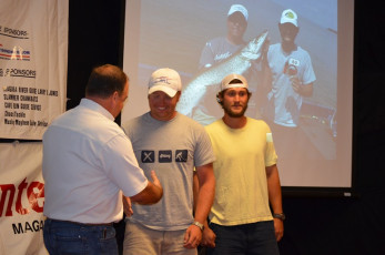 F240C4A2-94A1-42DF-BD18-4733D6686BEE