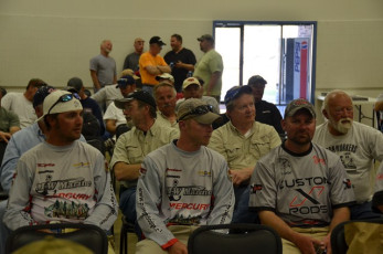 F4A3181C-A9F8-44CF-A25E-F3E2F5D679CC