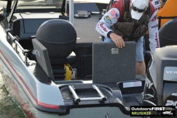 F83295F1-61F7-40FB-9585-3E7D660F9B0B