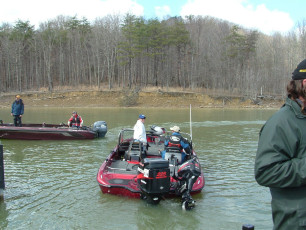 ea682cc2-a129-4ec6-80fd-15bc48903cf3