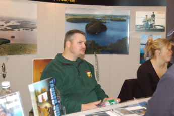 f13696c5-c4d1-45fe-a6fe-9a3f14a44871