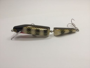 White Perch 7 Jointed Slasher_preview