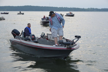 06BA2191-850E-4266-A9B4-9E7256DADD91