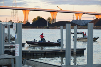 24B80A5E-682B-408B-A749-E450DF8F42F7