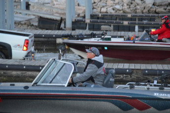 2F10FF21-90F5-4050-A844-F9A53F7E0BEB