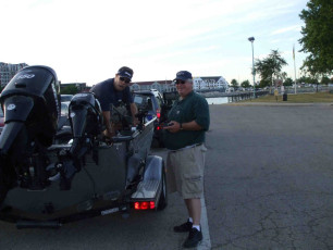 4502B7D5-EB49-4B6A-B8A5-17764F8EA9AD