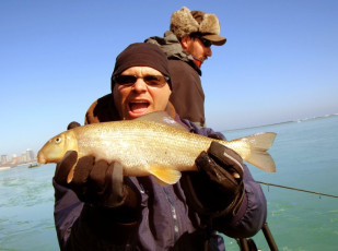 5C4A6A5D-6B61-4A21-996D-64DE85A6C4FA