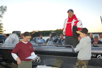 7b3fe774-fccd-4e22-8f59-5d2c51184bbf