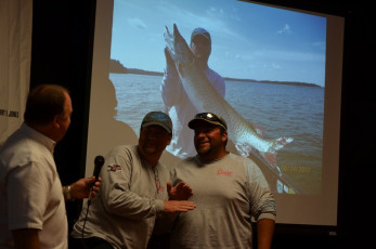 8855F7EF-DD2D-4A9E-A6D8-34D27D86BE9D