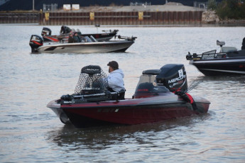 975FF47F-839F-414E-9EDD-64F0C5C4C3A9