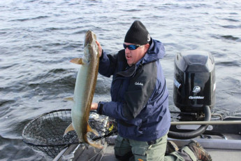 9AA78BB9-2582-4EEE-A1F7-25D72560900B