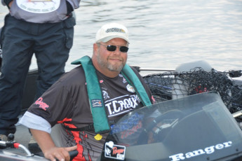 AE38C304-43CA-48ED-9C2A-67DFE3FC1438