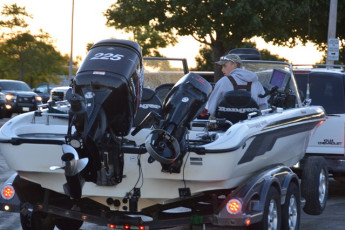 B04D35EE-98D7-4777-AF62-9E0FE2193AC4