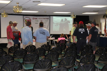 D073DFA0-405A-468F-B7BF-4ED5CC462C15