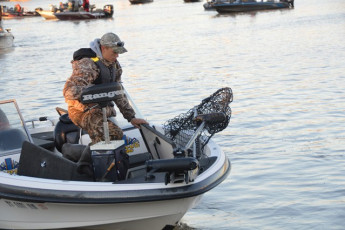 F7FAA57C-22EE-41B3-B979-348B43FDA0A8