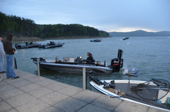 F9A7DC7B-C8FD-48D4-BC71-E0E4B295442D