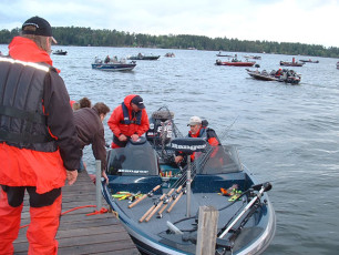 d5726ccd-d67a-4881-86e6-38400a133e28