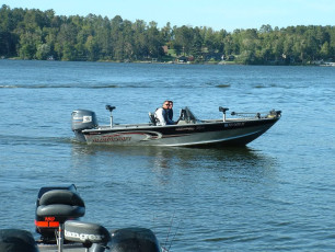 e3e9c803-e454-4074-a446-03c889e557bc