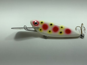Aluminum Strawberry 7.5 Mag Shad_preview