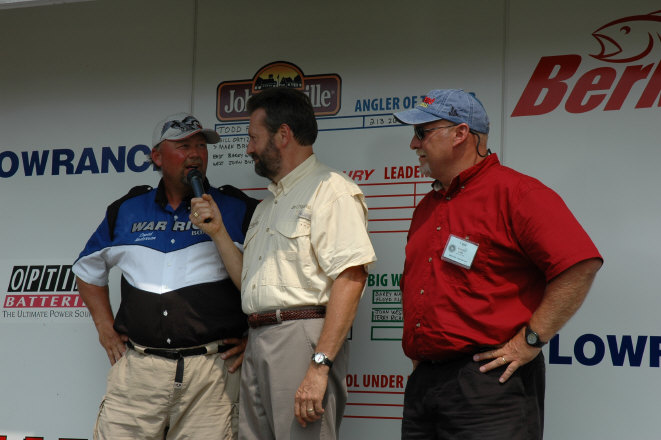 04452212-3DBF-4FDB-BE95-0DAB55A4C207