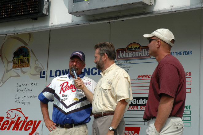 05EC2176-CB76-464B-8836-52DA081C8DB1