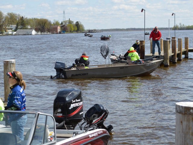 0B43E0F1-41B4-47D5-BBE5-38E6DE5CE9C4