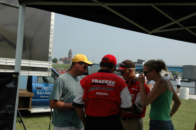 0E34B90A-881F-4AF0-BFF6-ED1C8A9F9795