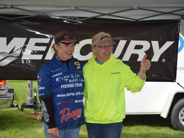 0EB0EAC9-1459-41F8-AF11-809AFD231E2D