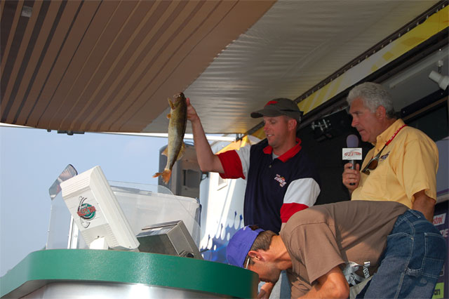 0F4F3FB7-5579-479A-99A6-E1216849DA2C