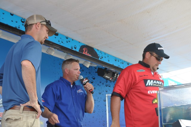 11530CFF-CD3E-4043-892B-9A5F725CD2E4