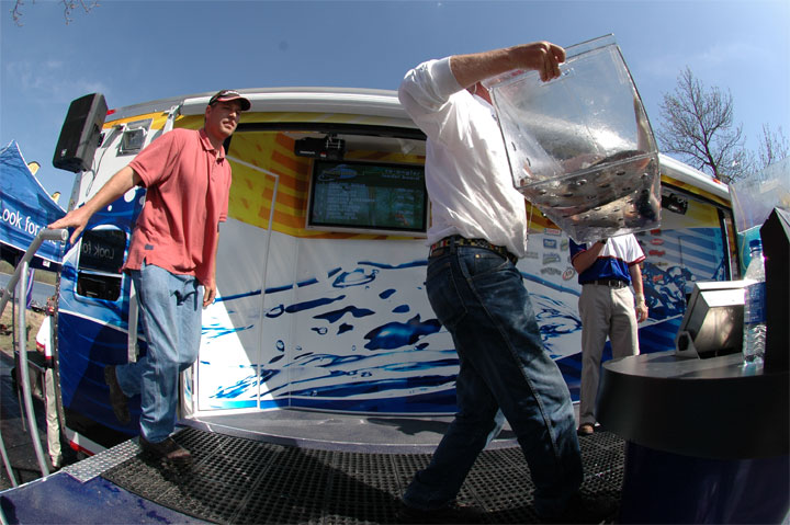 117B7BAC-22DD-43A0-A85D-38E59C96E91B